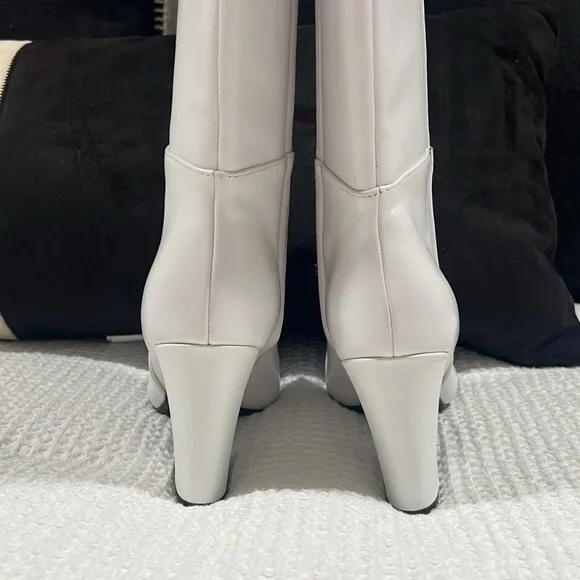 Nine West “Gabal” White Leather Tall Block Heel Pointy Toe Boots Size 7 NEW - Picture 15 of 16